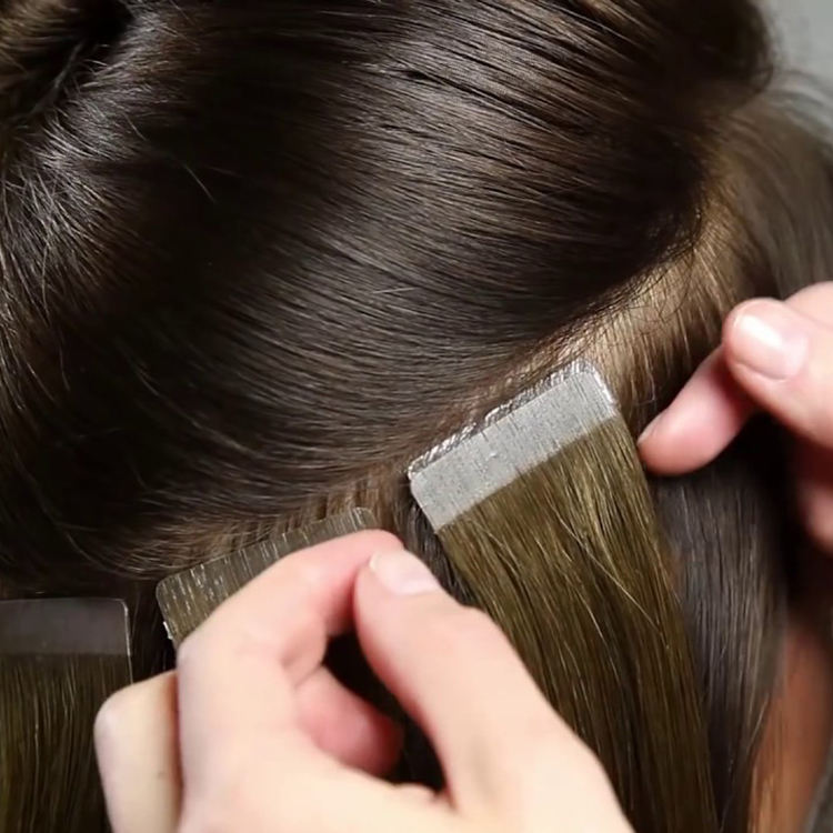 hur man installerar tejp i hårförlängningar