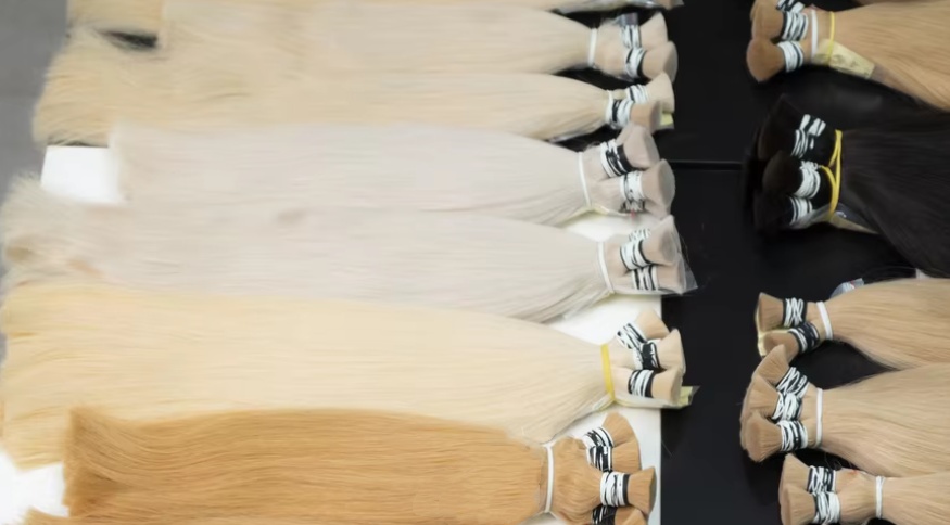 Echthaarverlängerungen